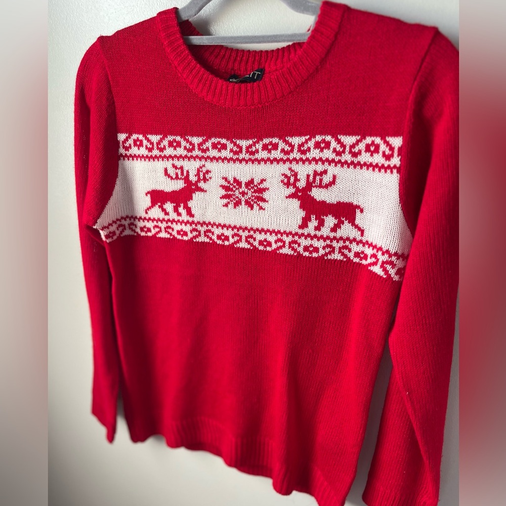 Vintage Sezzit red holiday knit sweater with reindeer small